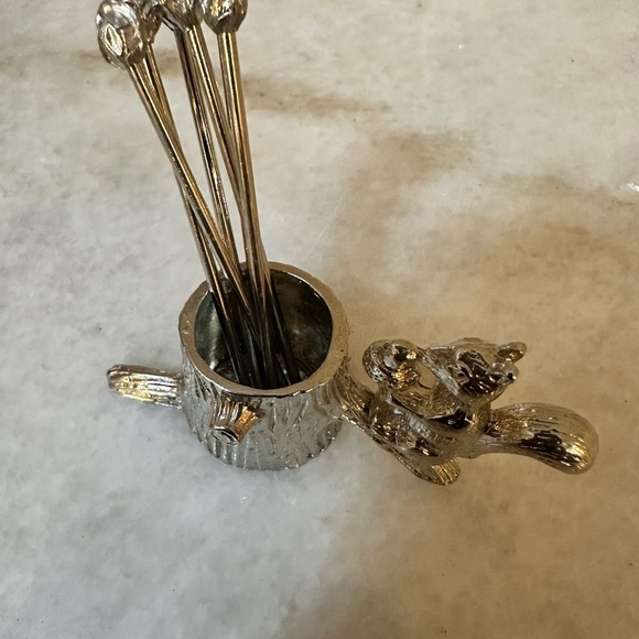 Silver Squirrel Cocktail Pick Holder - Picture 4 of 7